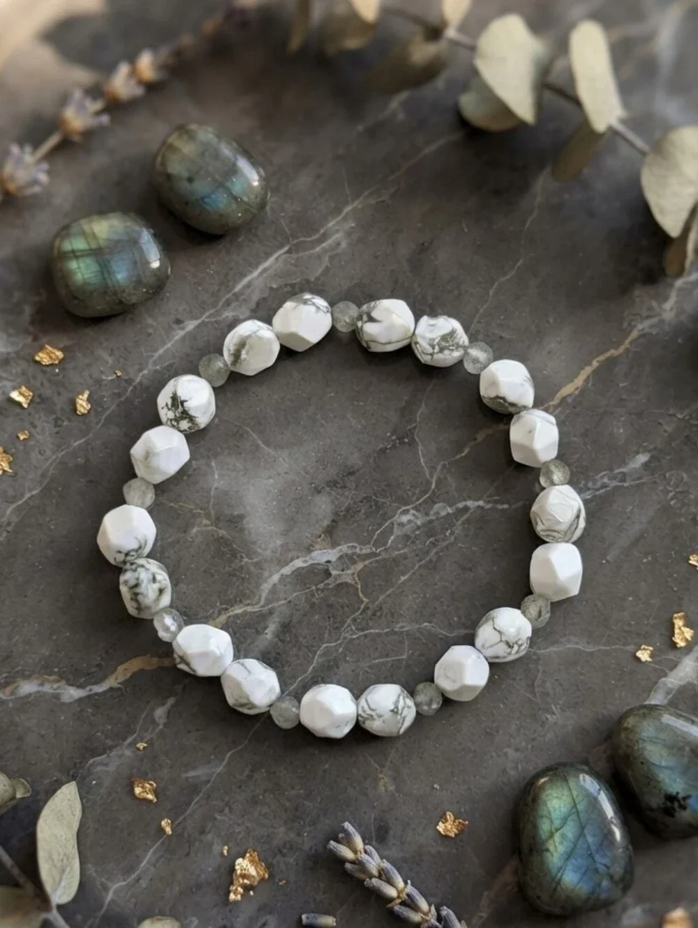 Howlite/Labradorite Bracelet